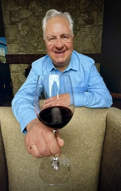 Sergio Landoni, Sommelier de Territorio y Embajador del Vino Neuquino, en Mejor Informado