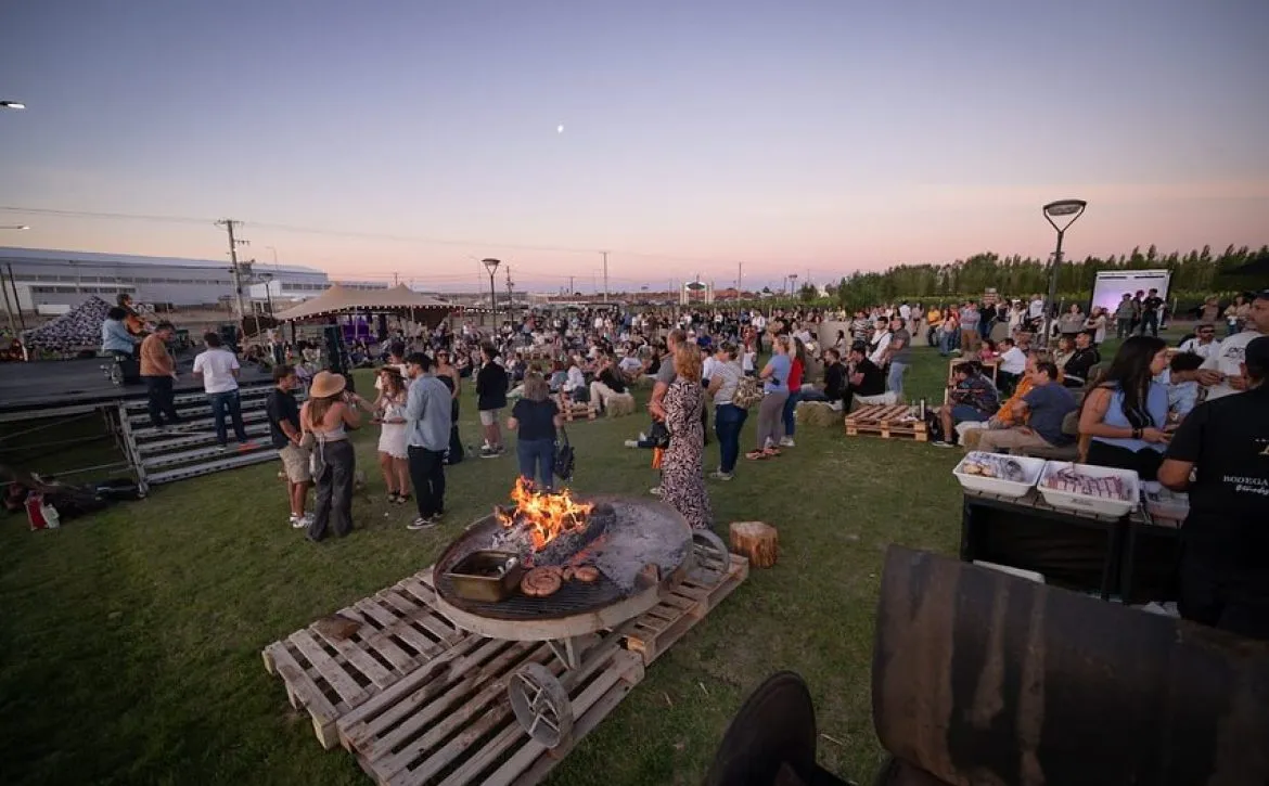 Vendimia Neuquina 2026 en Bodega Cutral Co con degustaciones y experiencia en viñedo