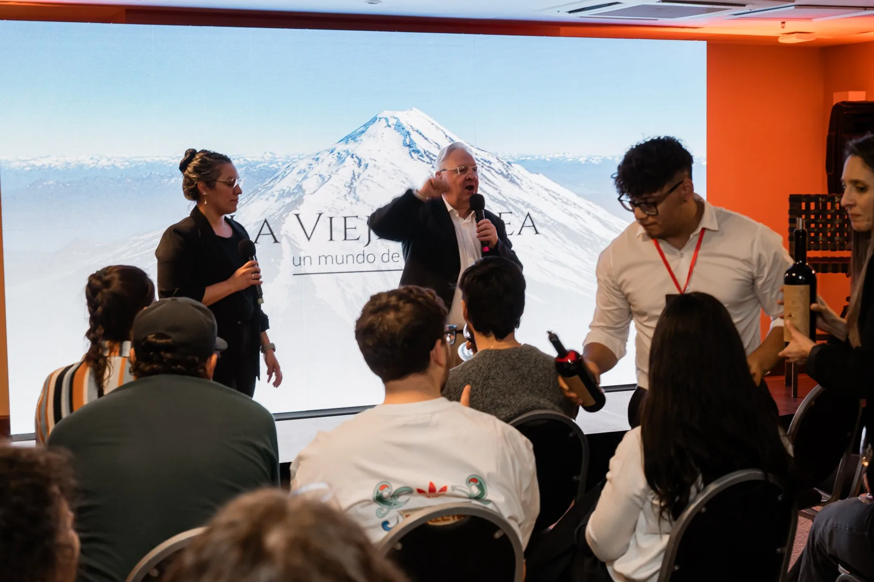 Presentación de vinos de la Patagonia en Vino a la Montaña